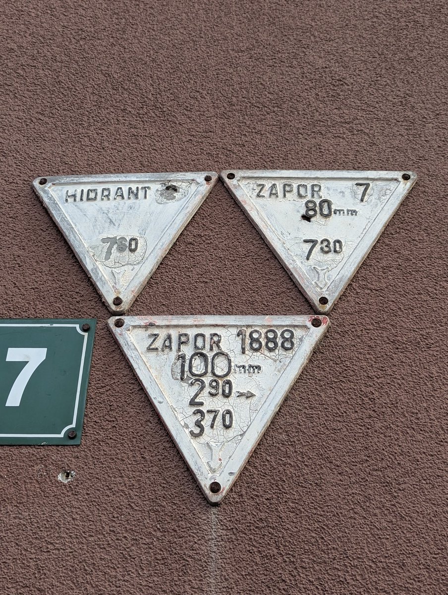 Кто не сможет в трифорс, тому запор