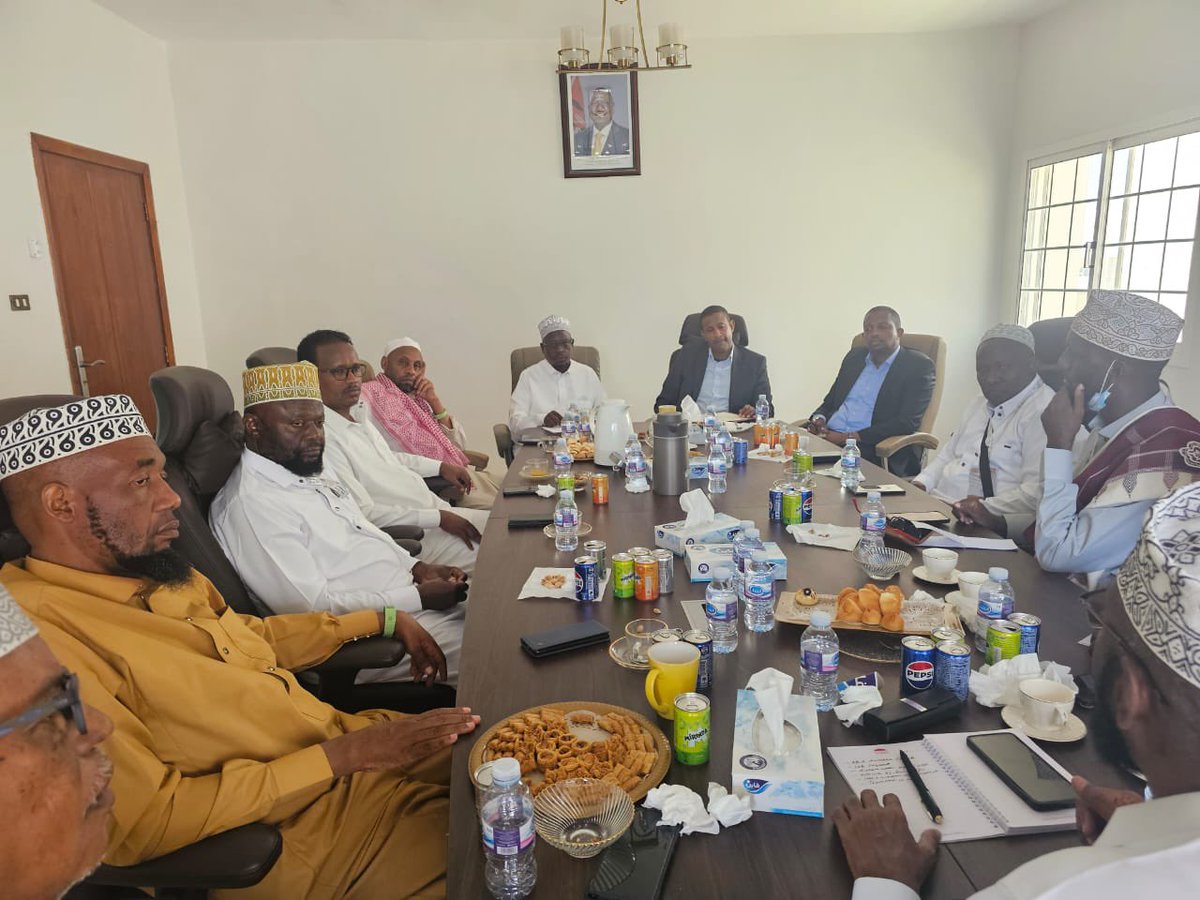Today, the Kenya Hajj Mission Team had a fruitful meeting at our consulate in Jeddah with Ambassador Aden Mohamud Mohamed. We discussed the successes and challenges of Hajj 2025, emphasizing collaboration and adherence to guidelines from the Ministry of Hajj &amp; Umrah. Together,
