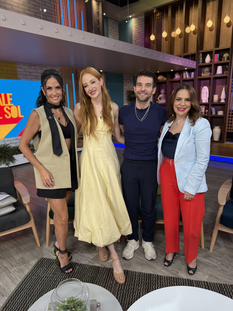 ¡Muchas gracias <a href="/Cecidelacueva/">Ceci de la Cueva</a> y <a href="/Mariosepulveda1/">Mario Sepúlveda</a> por acompañarnos en #SaleElSol! 🙌🏻💃🏻🎤🕺🏻☀️📺