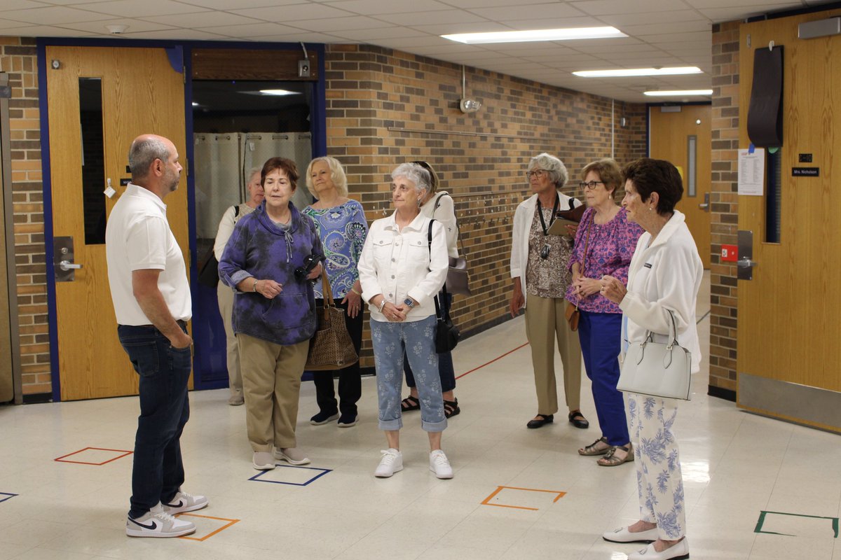 CCSD 89 (@ccsd89) on Twitter photo This summer, nine former <a href="/BriarGlenSchool/">Briar Glen</a> teachers visited the school to get a tour from principal <a href="/MitchDubinsky/">Mitch Dubinsky</a>. These ladies represented 211 cumulative years of teaching experience at Briar Glen! They loved seeing their former classrooms and the school's updates. This summer, nine former <a href="/BriarGlenSchool/">Briar Glen</a> teachers visited the school to get a tour from principal <a href="/MitchDubinsky/">Mitch Dubinsky</a>. These ladies represented 211 cumulative years of teaching experience at Briar Glen! They loved seeing their former classrooms and the school's updates.