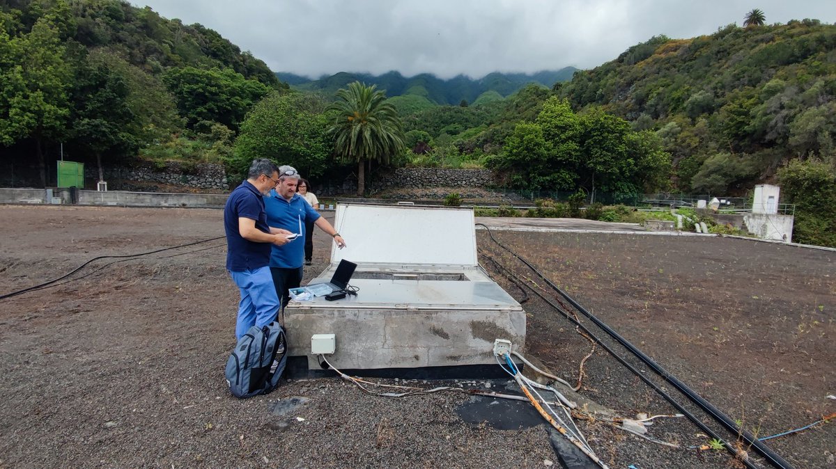 IES Tomas y Valiente (@iestomvalmadrid) on Twitter photo Visitamos la isla de La Palma para reunirnos con el consejo de aguas y resolver la instalación de las boyas inteligentes y sensores que midan la calidad de las aguas de la isla <a href="/CIPFPMislata/">CIPFP MISLATA</a> @38005066 #FP Visitamos la isla de La Palma para reunirnos con el consejo de aguas y resolver la instalación de las boyas inteligentes y sensores que midan la calidad de las aguas de la isla <a href="/CIPFPMislata/">CIPFP MISLATA</a> @38005066 #FP