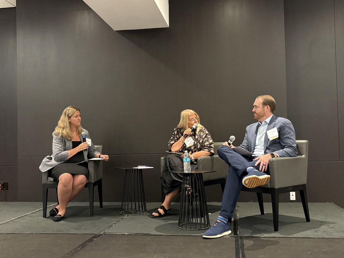 Live now: Tackling post-acute readmissions with real-time insights.

Christine McBride, Cathy Guttman &amp; Sean O’Regan from <a href="/PointClickCare/">PointClickCare</a> explore how real-time data and strong care networks reduce readmissions and improve transitions.

#ValueBasedCare #HealthIT