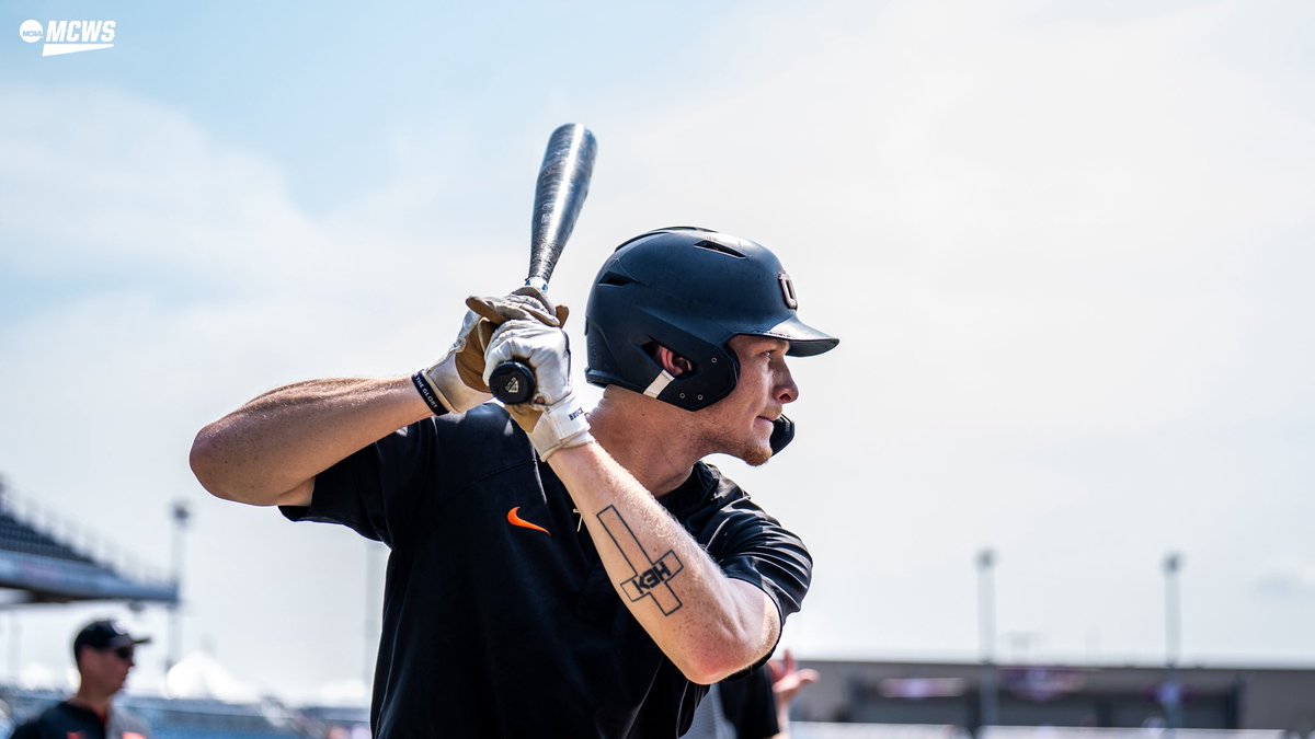 NCAABaseball's tweet image. Getting in the swing of things 

#MCWS x @BeaverBaseball