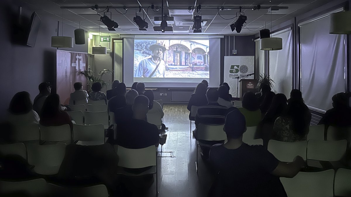 Embajada de México en Irlanda (@embamex_irlanda) on Twitter photo Gracias a todos los que nos acompañaron ayer en la presentación de #PedroParamo, la excelente adaptación de Rodrigo Prieto de la obra maestra de #JuanRulfo.
Agradecemos a la <a href="/SRE_mx/">Relaciones Exteriores</a> , a Netflix y al <a href="/ICDublin/">Instituto Cervantes Dublín</a> por su apoyo. Gracias a todos los que nos acompañaron ayer en la presentación de #PedroParamo, la excelente adaptación de Rodrigo Prieto de la obra maestra de #JuanRulfo.
Agradecemos a la <a href="/SRE_mx/">Relaciones Exteriores</a> , a Netflix y al <a href="/ICDublin/">Instituto Cervantes Dublín</a> por su apoyo.