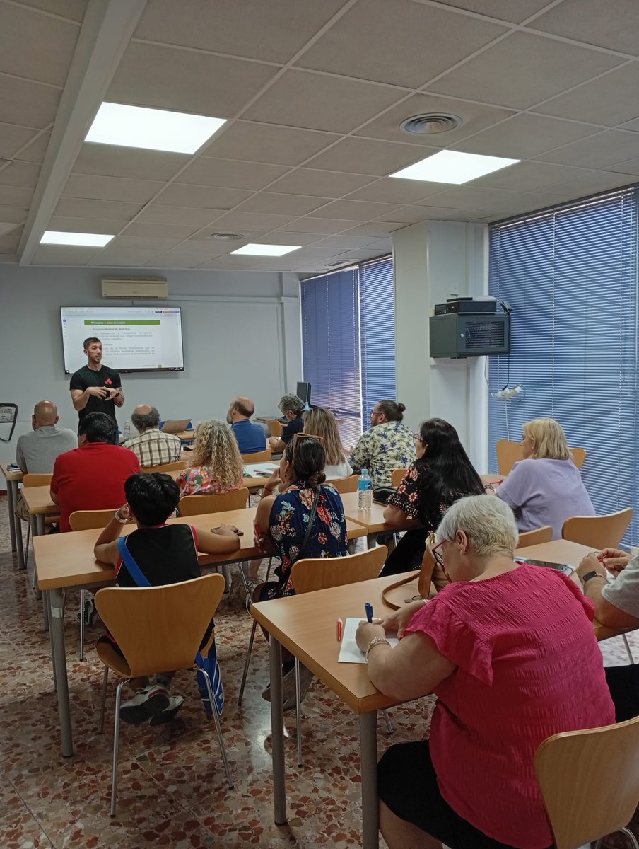 las vegas ccoo (@lasvegasccoo) on Twitter photo #estapasando en #ccoovaldemoro
#píldoraformativa
Aprendiendo claves para entender tú nomina
#formacionlaboral #nominas #ccoo #salario
<a href="/JovenesCCOO/">Jóvenes CCOO</a>
<a href="/CCOOMadrid/">CCOO de Madrid</a> <a href="/MoNLarrin/">Mon Larrinzar</a> #estapasando en #ccoovaldemoro
#píldoraformativa
Aprendiendo claves para entender tú nomina
#formacionlaboral #nominas #ccoo #salario
<a href="/JovenesCCOO/">Jóvenes CCOO</a>
<a href="/CCOOMadrid/">CCOO de Madrid</a> <a href="/MoNLarrin/">Mon Larrinzar</a>