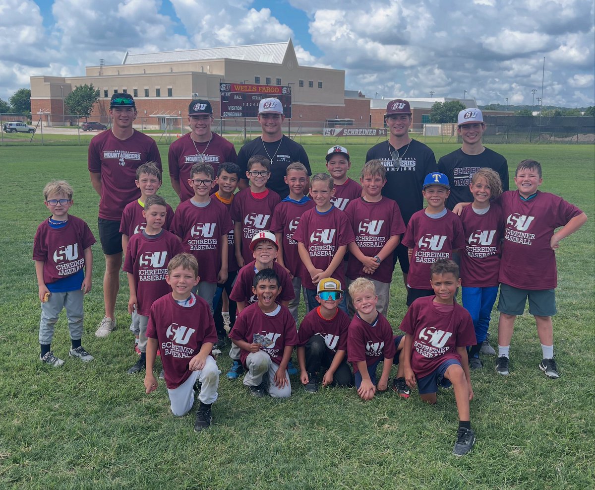 Thank you to our campers and their families for another great Schreiner Youth Baseball Camp!  #FIGHTforSCHREINER
