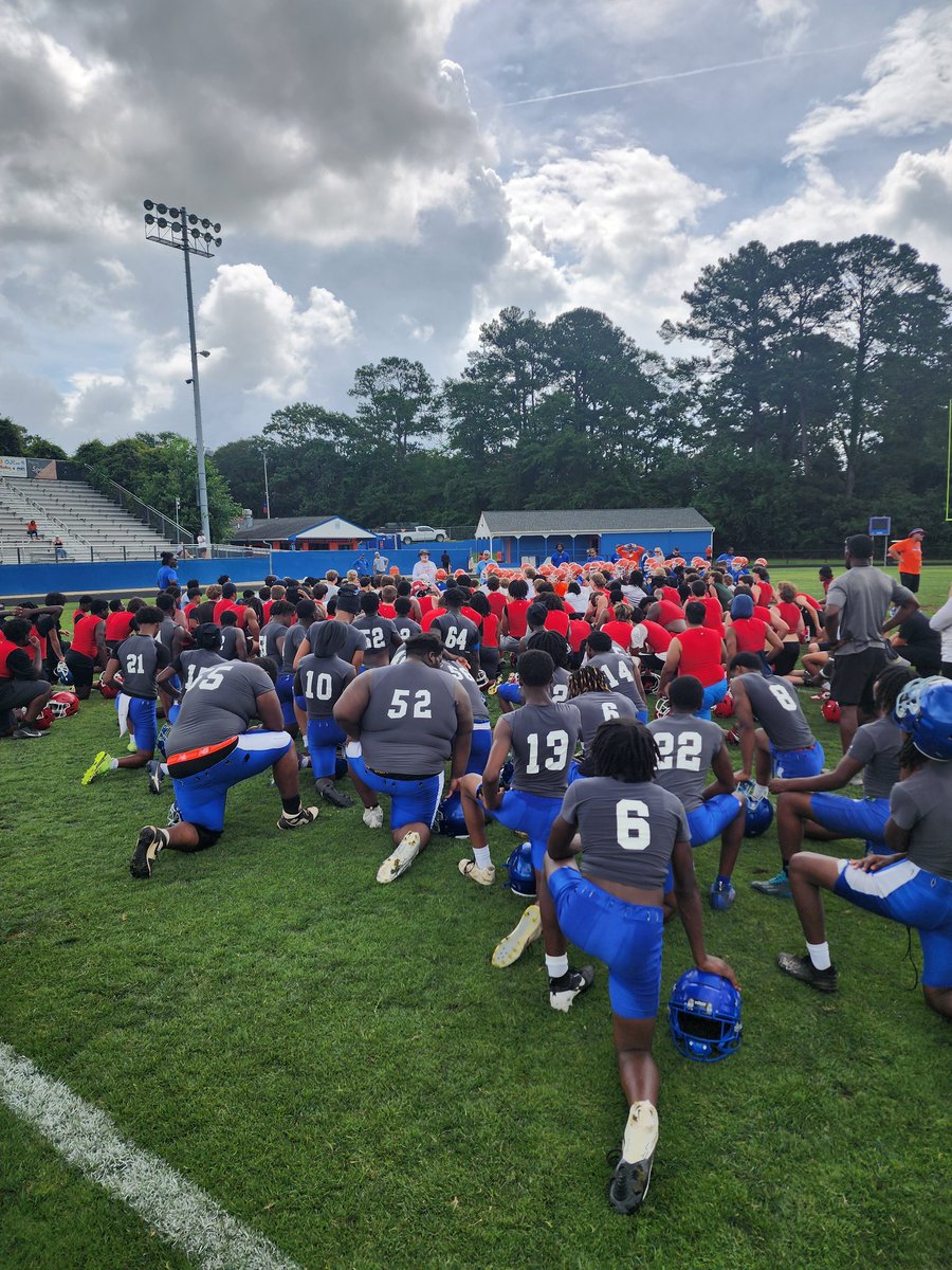 Cross Trojans (@trojansblue) on Twitter photo Thank you <a href="/HanahanHawksFB/">Hanahan Hawks Football</a> for always having a class event! Godspeed to all teams! Thank you <a href="/HanahanHawksFB/">Hanahan Hawks Football</a> for always having a class event! Godspeed to all teams!