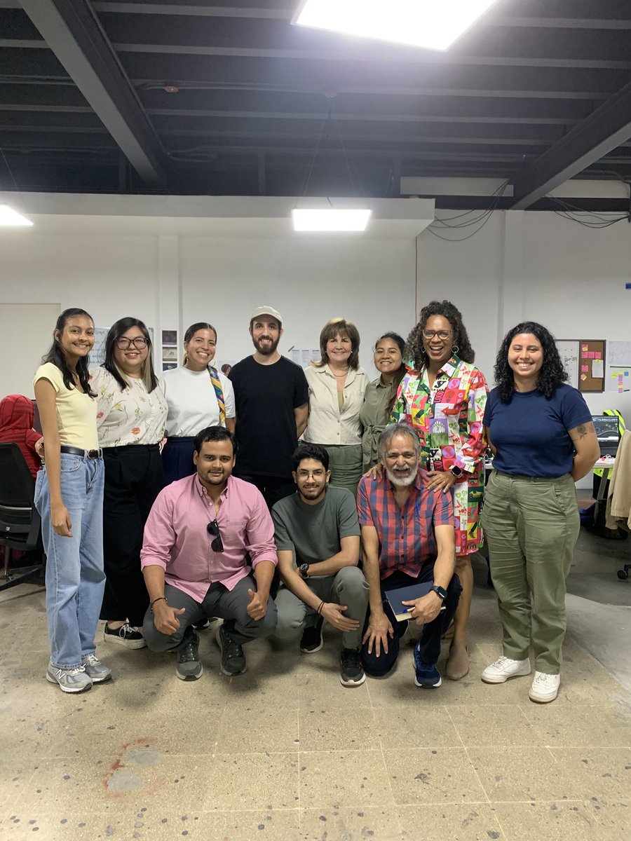 Urban_Sus_Lab's tweet photo. La visita a la DPU de la Alcaldía de San Miguelito, resultó una excelente experiencia de intercambio de información sobre las dinámicas de participación ciudadana en los procesos de ordenamiento territorial del distrito #sanmiguelitomasbonito #urbanismosostenible #uslab https://t.co/VvQuD457MQ