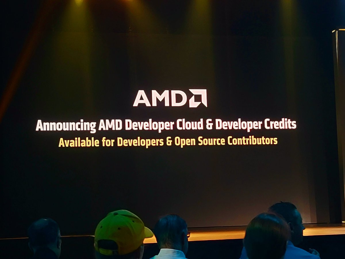 MarcoChiappetta's tweet image. If you've got a GitHub account or email address, access to @AMD AI hardware will be available to you in seconds with the new AMD Developer Cloud. #AdvancingAI