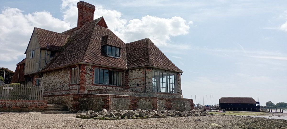 npellinacci's tweet image. May #walking catch-up: Bosham: