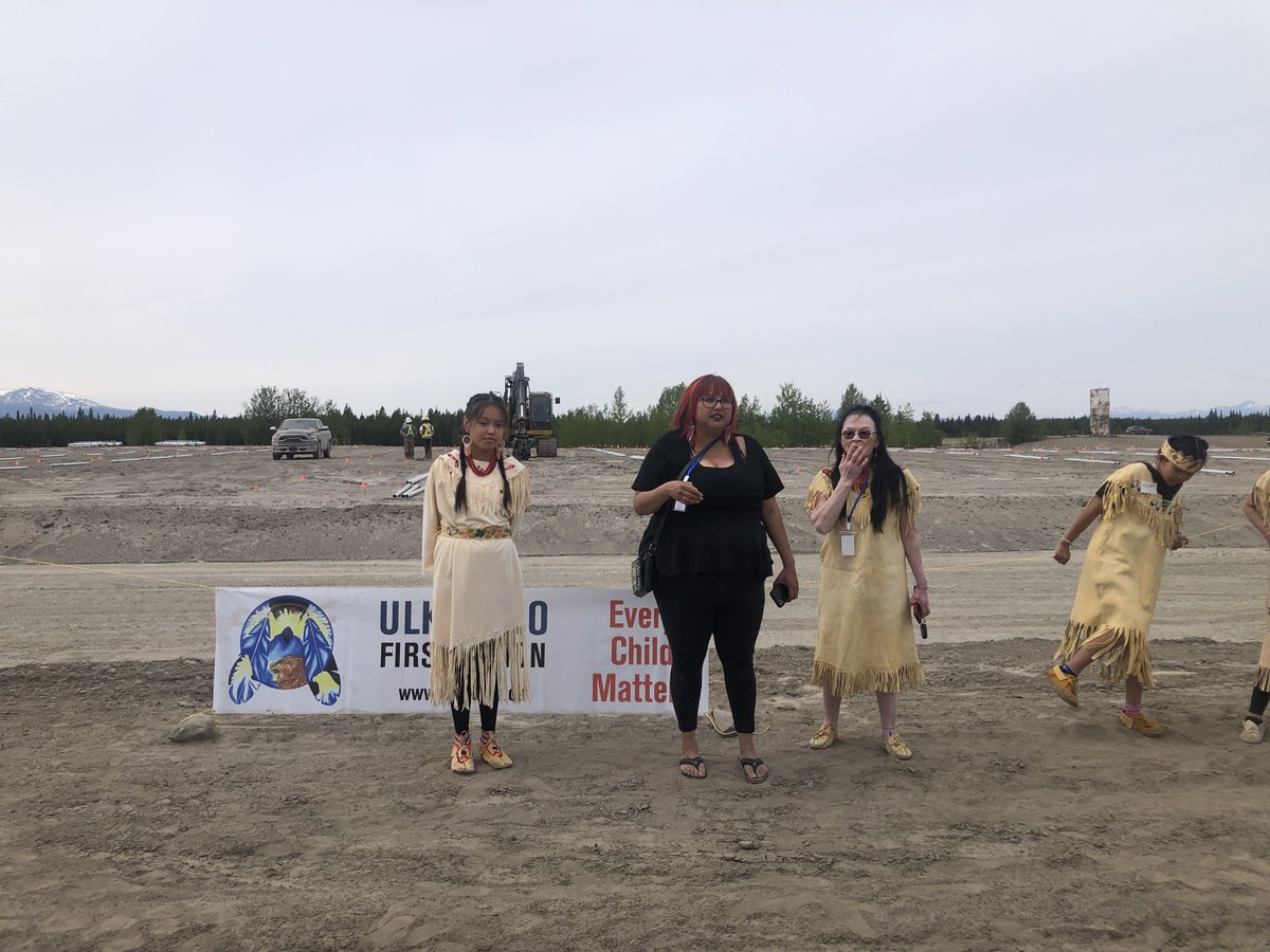 CFNGBI's tweet image. On June 11, the Ulkatcho First Nation held a traditional groundbreaking ceremony to launch the largest off-grid #solarpower project in the country! Melissa Cahoose, Ulkatcho #ClimateAction Coordinator, was joined by CFN reps plus many other partners. Learn more:…
