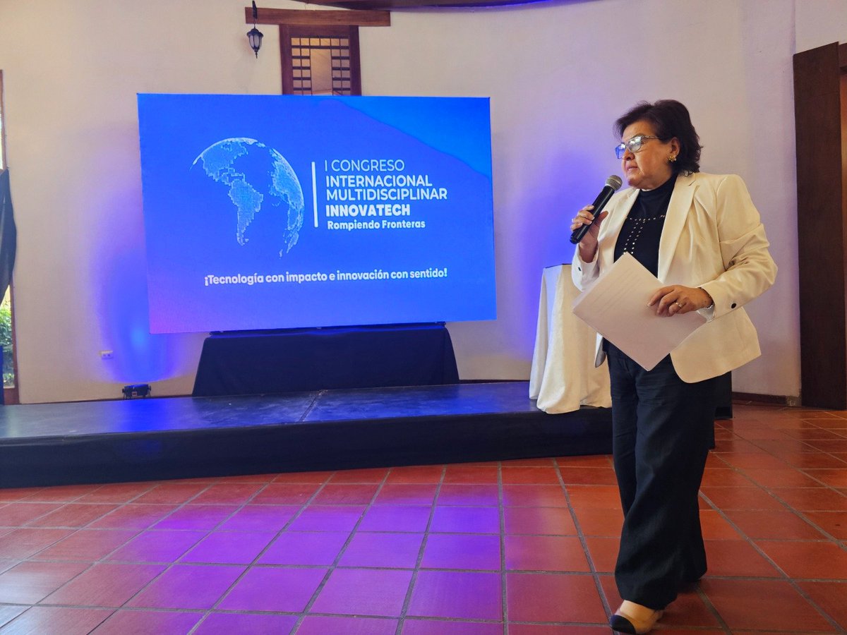 Caces_Ec's tweet photo. En el congreso #INNOVATECH, la presidenta del #CACES, Ximena Córdova, presentó una conferencia en la que destacó el rol estratégico de la educación técnica y tecnológica para el desarrollo regional y destacó el modelo ecuatoriano de evaluación con enfoque en calidad e innovación. https://t.co/PaK3ZFb28i