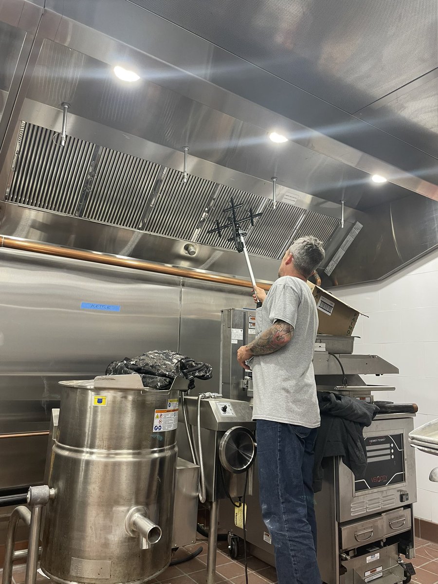 In the field with Roger Dillow of Capitol Refrigeration at a new restaurant in Philly's Italian Market.  #TAB #airbalancing #evergreentelemetry #hvac #hvacservice