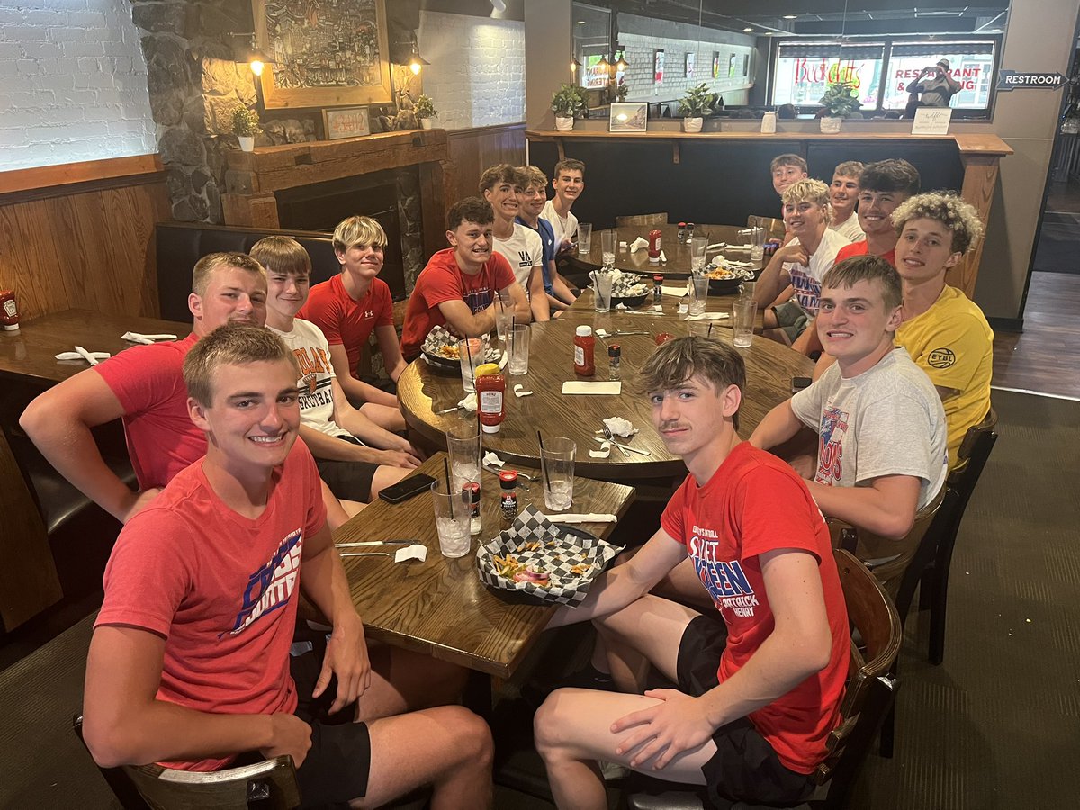 Great day at BGSU Team Camp today! Varsity goes 3-0 and JV goes 2-1. It’s fun to coach dudes that love to compete!  When in BG, we have to take the guys to Beckett’s for their burgers…it’s tradition!  Thanks to Tom Vance for his donation to help sponsor this meal!