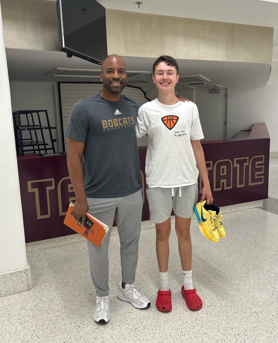 Had a great time at the Texas State <a href="/TXStateMBB/">Texas State MBB</a> camp this week. Learned a lot and improved my game. <a href="/dontemathis_/">Donte Mathis</a> <a href="/CoachJSmithTXST/">Jay Smith</a>