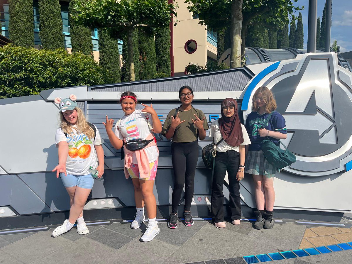 Sara Mitchell tweet media