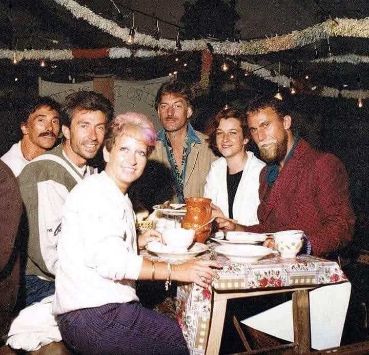 Santos Populares, nos anos 80, e António Variações. Faz hoje 41 anos que faleceu o artista.