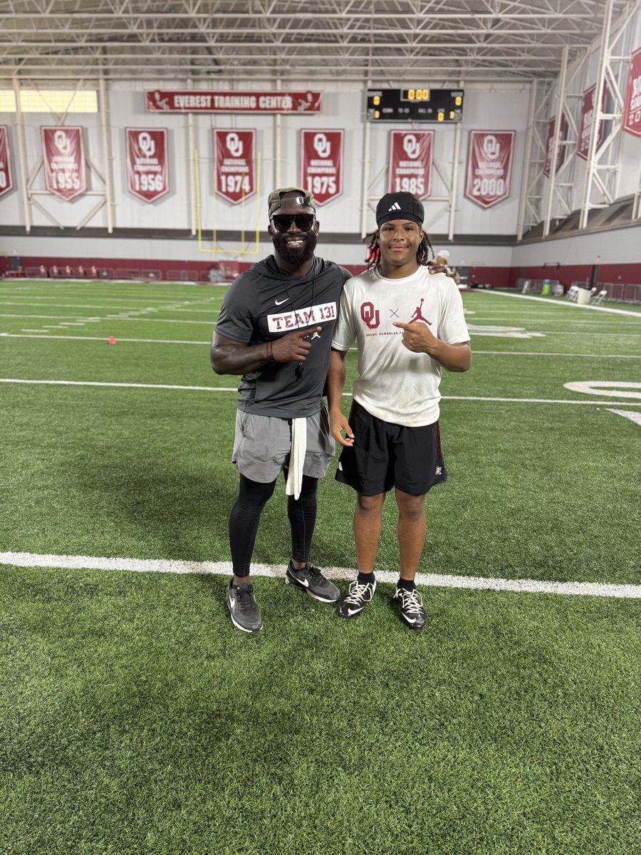 Bryson “Deuce” Mathis II (@2eucemathis) on Twitter photo Thank you for your time <a href="/JayValai/">Coach Valai</a> I enjoyed my visit today and I had fun competing at camp! #BOOMER
<a href="/OU_Football/">Oklahoma Football</a> <a href="/CoachVenables/">Brent Venables</a> <a href="/modle1112/">Michael Odle</a> <a href="/CoachCHall/">Chris Hall</a> <a href="/Coach_Olla/">Nick Olla</a> <a href="/TrueBuzzFB/">True Buzz Athletics</a> <a href="/DistinctlyHIS_/">DistinctlyHIS</a> <a href="/CoachBMathis/">BeeJay Mathis</a> Thank you for your time <a href="/JayValai/">Coach Valai</a> I enjoyed my visit today and I had fun competing at camp! #BOOMER
<a href="/OU_Football/">Oklahoma Football</a> <a href="/CoachVenables/">Brent Venables</a> <a href="/modle1112/">Michael Odle</a> <a href="/CoachCHall/">Chris Hall</a> <a href="/Coach_Olla/">Nick Olla</a> <a href="/TrueBuzzFB/">True Buzz Athletics</a> <a href="/DistinctlyHIS_/">DistinctlyHIS</a> <a href="/CoachBMathis/">BeeJay Mathis</a>
