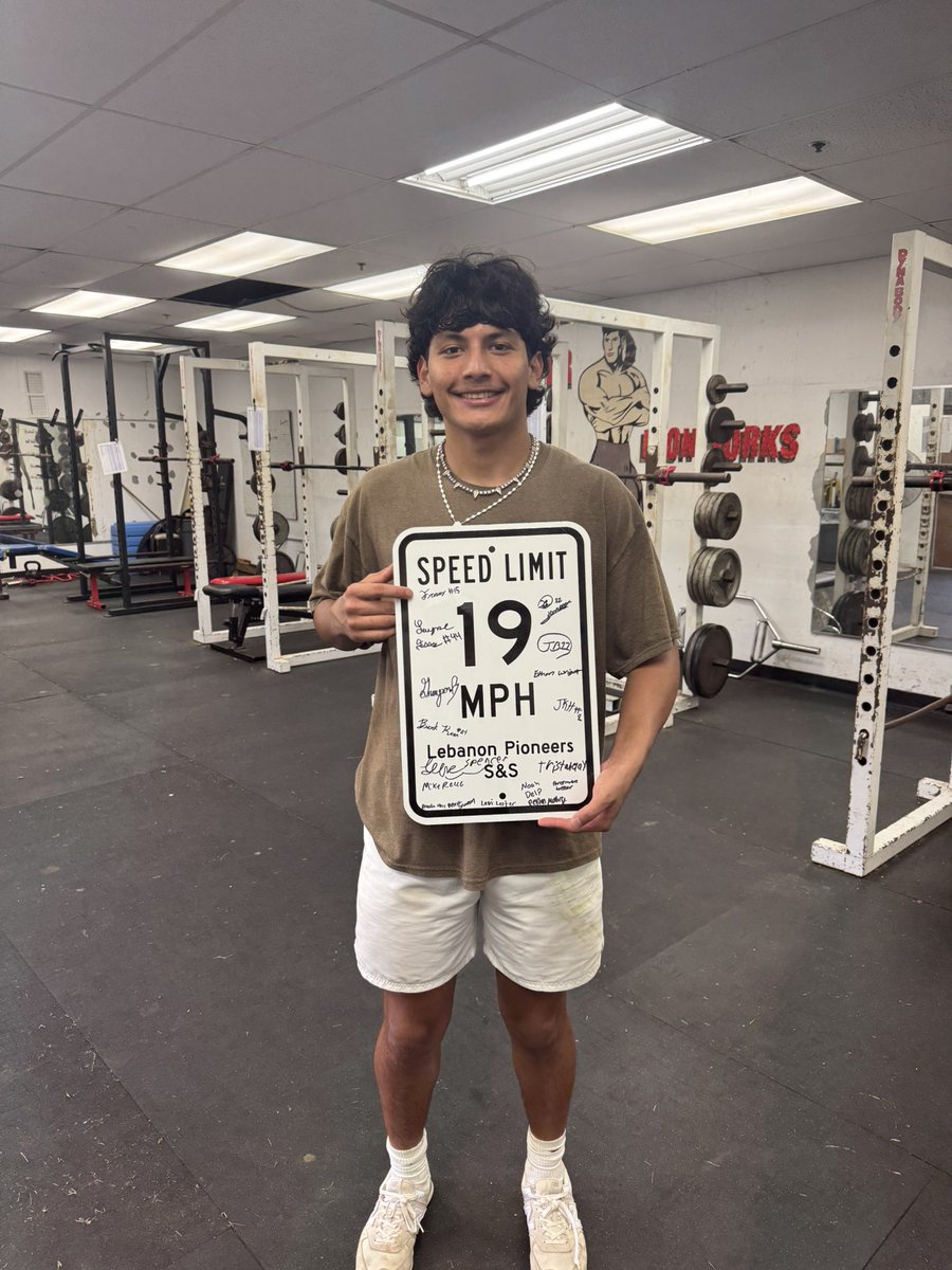 Weekly update:

We had a 7 on 7 with <a href="/StrengthAhs/">AHSFalconStrength</a> and got some great reps in. We also had some players climb the speed ranking this week.

Top 5 10 yard flys 
1. Easton Taylor 0.96
2. Luke Garrett 0.97
3. Blake Chaffin 0.98
4. Grayson Brammer 0.99
5. Luke Spencer 1.01