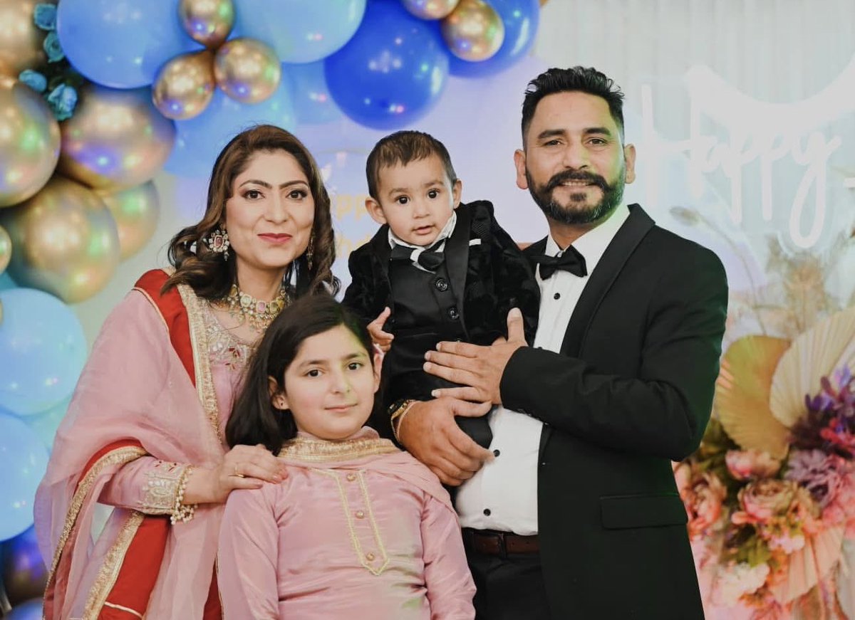 laurenrose7's tweet photo. Gaurav Kundi - the father-of-two who became unresponsive during an arrest on Payneham Road over a fortnight ago - has had his life support turned off. This is now a death in custody #7NEWS https://t.co/Xn2CCNtU61