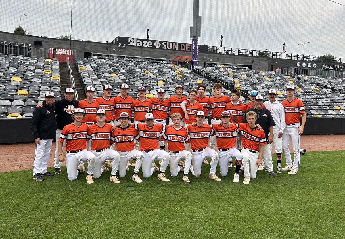 Tigers lose 7-1 to CDH and the season comes to an end. Thank you to all the families, players and especially the seniors for making this season so special. Thank you!