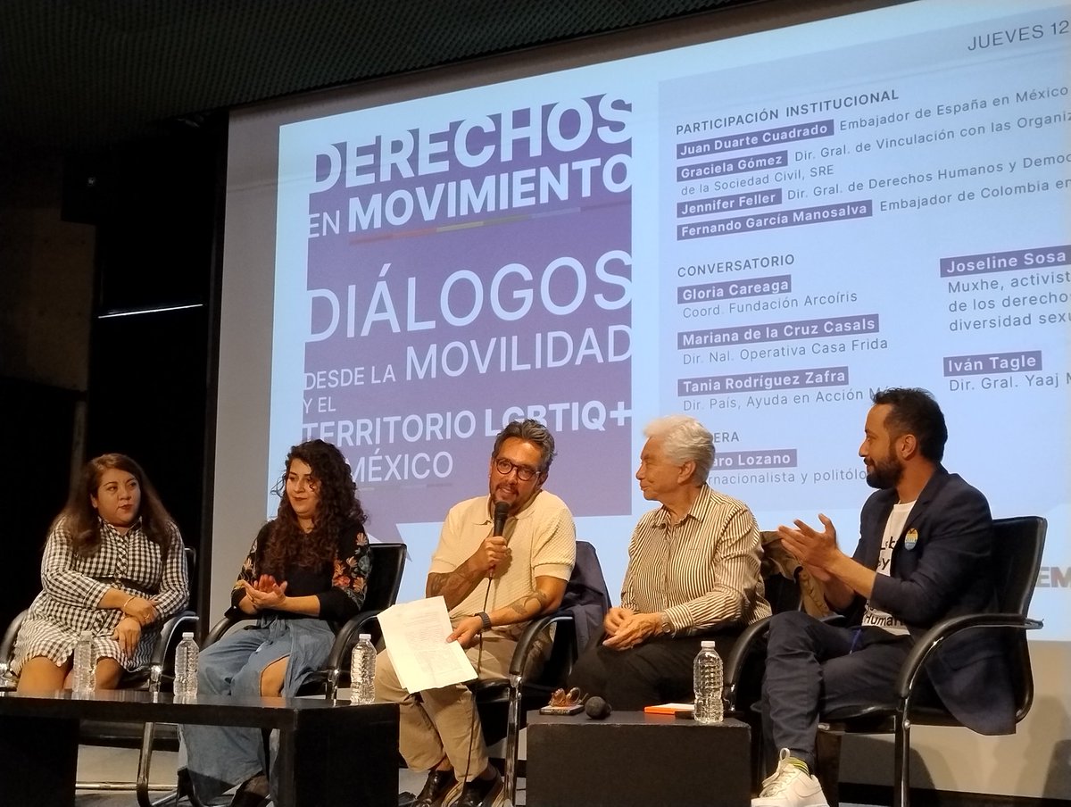 Embajada del Uruguay en México 🇺🇾🇲🇽 (@uruenmexico) on Twitter photo Fundamental diálogo sobre derechos en movimiento organizado por las co-presidencias del #equalrightscoalition embajadas 🇨🇴🇪🇸 <a href="/EmbEspMex/">Embajada de España en México</a> <a href="/EmbColombiaMex/">Embajada de Colombia en México</a> al que asistió ntro Embajador <a href="/SantiagoWins/">Santiago Wins</a> refrendando el compromiso 🇺🇾 con la agenda derechos🏳️🌈 <a href="/CancilleriaUy/">Cancillería Uruguay 🇺🇾</a> <a href="/ccemx/">Centro Cultural de España México</a> <a href="/SRE_mx/">Relaciones Exteriores</a> Fundamental diálogo sobre derechos en movimiento organizado por las co-presidencias del #equalrightscoalition embajadas 🇨🇴🇪🇸 <a href="/EmbEspMex/">Embajada de España en México</a> <a href="/EmbColombiaMex/">Embajada de Colombia en México</a> al que asistió ntro Embajador <a href="/SantiagoWins/">Santiago Wins</a> refrendando el compromiso 🇺🇾 con la agenda derechos🏳️🌈 <a href="/CancilleriaUy/">Cancillería Uruguay 🇺🇾</a> <a href="/ccemx/">Centro Cultural de España México</a> <a href="/SRE_mx/">Relaciones Exteriores</a>