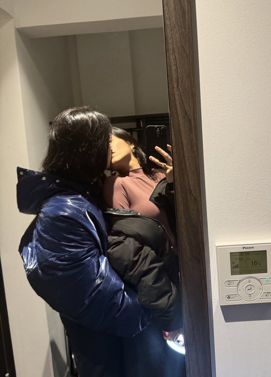 ⚢︎ (@lesbicarj) on Twitter photo 