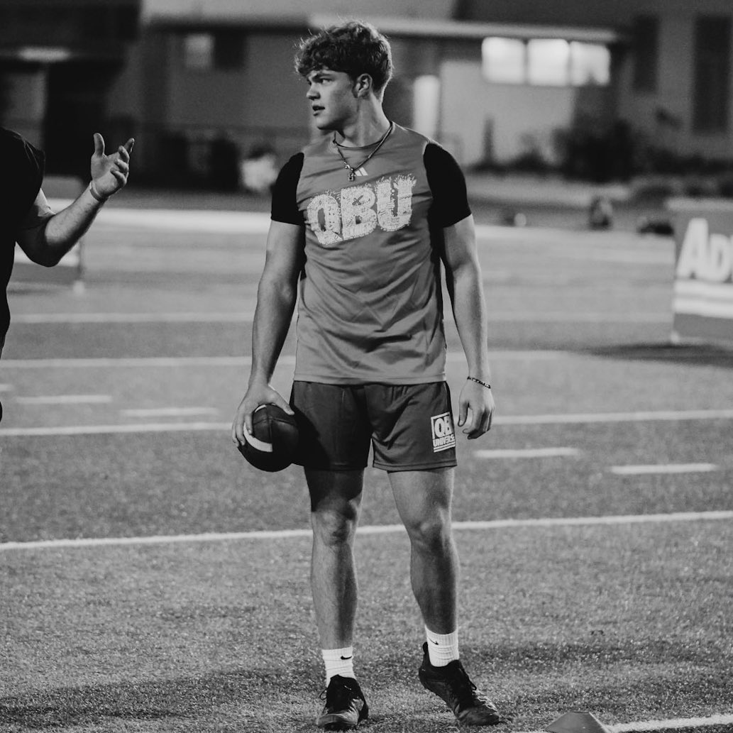 1BrendanJackson's tweet image. I will be at the @SanJoseStateFB camp tomorrow june 13th! Grateful for this opportunity. Can’t wait to compete!
@PGregorian @CoachMike_Silva @vacafootball @WCPSacramento @westcoastpreps_