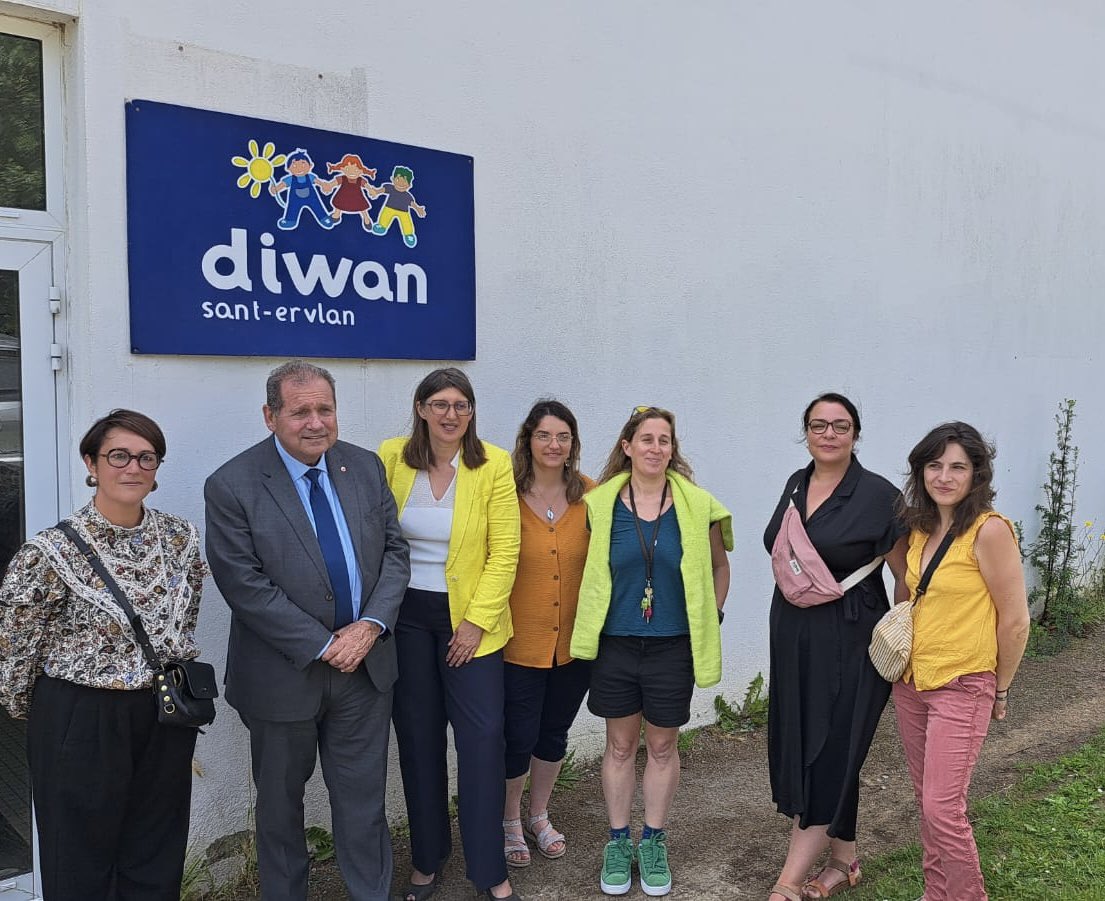 À Nantes avec ma collègue <a href="/KarineDaniel44/">Karine Daniel</a>, rapporteure avec moi de la mission sénatoriale d’évaluation de la loi <a href="/Paul_Molac/">Paul Molac</a>. 

Et de mesurer le chemin entre une loi votée dans l’enthousiasme et son application sur le terrain lorsque l’éducation nationale traîne les pieds.