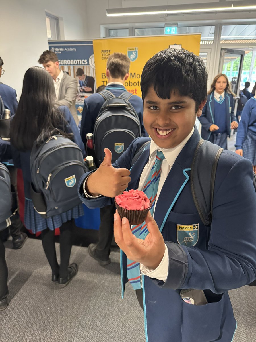 HASUrobotics's tweet image. The scores are in! Congratulations UREY HOUSE! @HarrisSutton1 thank you all for coming down to support HASU Robotics at the Bake Sale today! @FTC_UK #morethanrobotsuk #houseweek