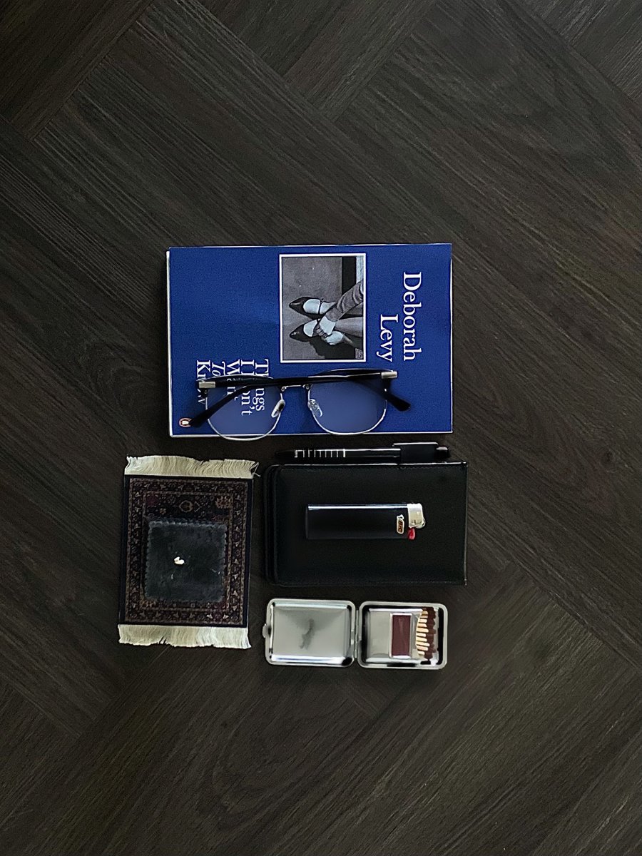 Kafkaesque tweet media