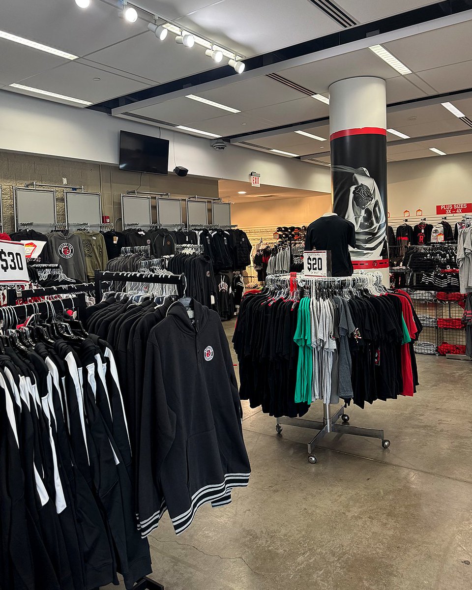 x - Rockford IceHogs (@goicehogs) on Twitter photo See everyone at the Garage Sale!!
β° Friday (9:00 AM - 5:00 PM)
β° Saturday (9:00 AM - Noon)
π <a href="/BMOCenter/">BMO Center</a> (Enter through Chestnut doors)
All Garage Sale items are in-person only.
π shorturl.at/9Wr7b See everyone at the Garage Sale!!
β° Friday (9:00 AM - 5:00 PM)
β° Saturday (9:00 AM - Noon)
π <a href="/BMOCenter/">BMO Center</a> (Enter through Chestnut doors)
All Garage Sale items are in-person only.
π shorturl.at/9Wr7b
