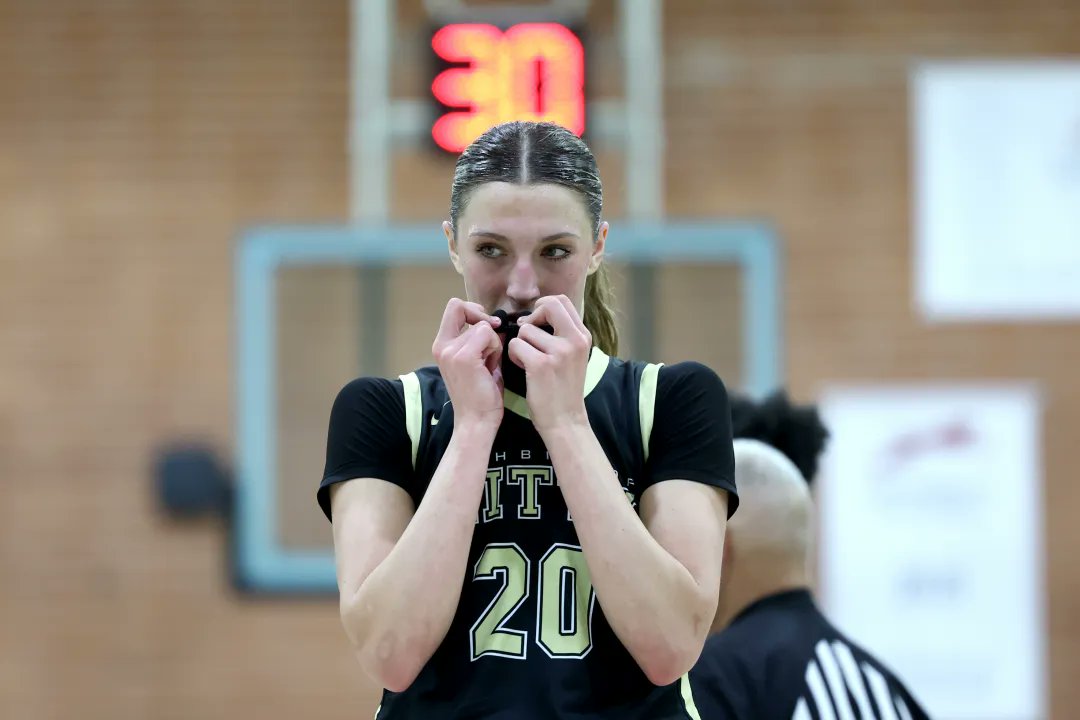 Christian Babcock (@cb_journalist) on Twitter photo 🚨 BREAKING 🚨
Bay Area girls basketball superstar McKenna Woliczko of Archbishop Mitty releases top four college choices
mercurynews.com/2025/06/12/bay…
Top local recruit in the 2026 class is down to four schools.
<a href="/McKennaDub/">McKenna</a> <a href="/AWoliczko/">Aaron Woliczko</a> <a href="/DarrenSabedra/">Darren Sabedra</a> <a href="/MikeNowels/">Michael Nowels</a> <a href="/joseph_dycus/">Joseph Dycus</a> 🚨 BREAKING 🚨
Bay Area girls basketball superstar McKenna Woliczko of Archbishop Mitty releases top four college choices
mercurynews.com/2025/06/12/bay…
Top local recruit in the 2026 class is down to four schools.
<a href="/McKennaDub/">McKenna</a> <a href="/AWoliczko/">Aaron Woliczko</a> <a href="/DarrenSabedra/">Darren Sabedra</a> <a href="/MikeNowels/">Michael Nowels</a> <a href="/joseph_dycus/">Joseph Dycus</a>