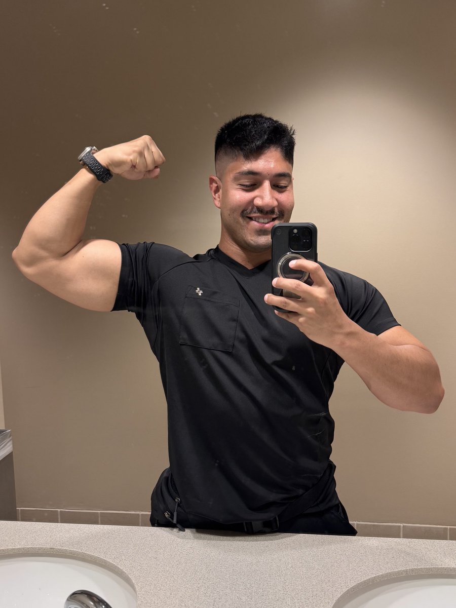 You just can’t beat the work bathroom lighting 💡