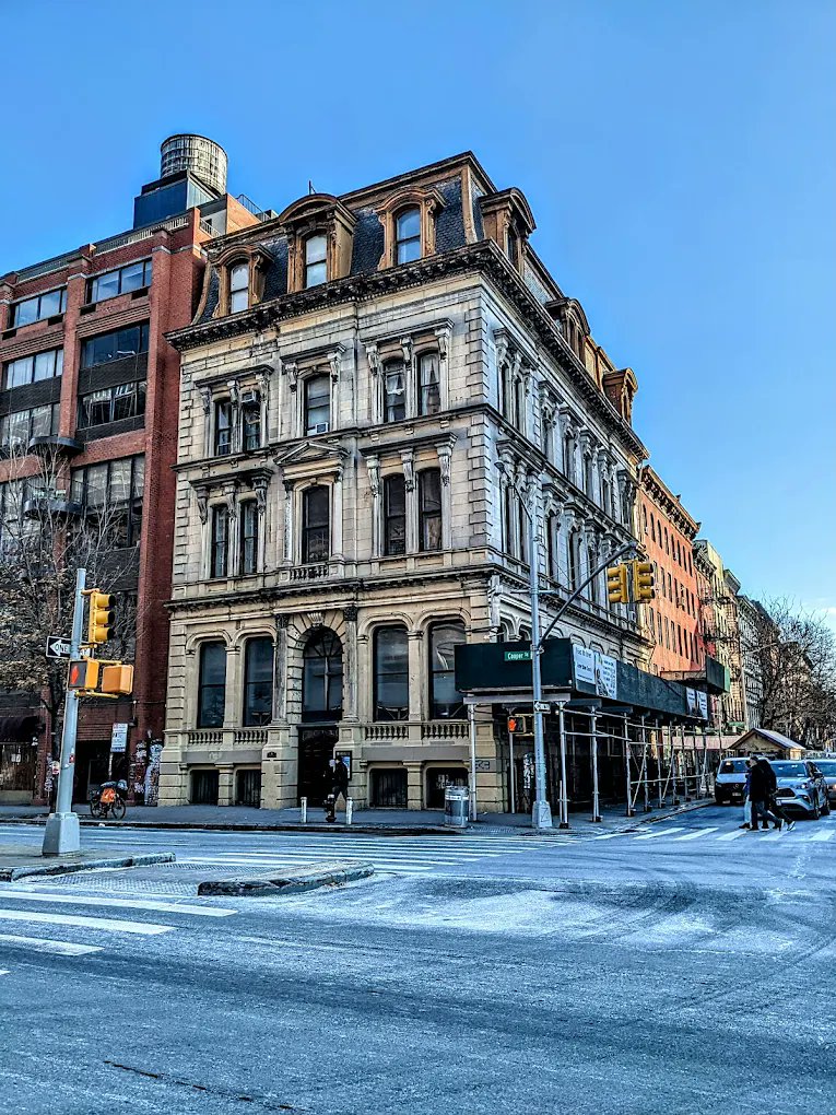 GVSHP's tweet image. Last night, we had the pleasure of hosting our Annual Meeting & Village Awards in not one, but two incredible historic venues in the #EastVillage, where we celebrated six remarkable awardees and a year of accomplishments: villagepreservation.org/2025/06/12/two…