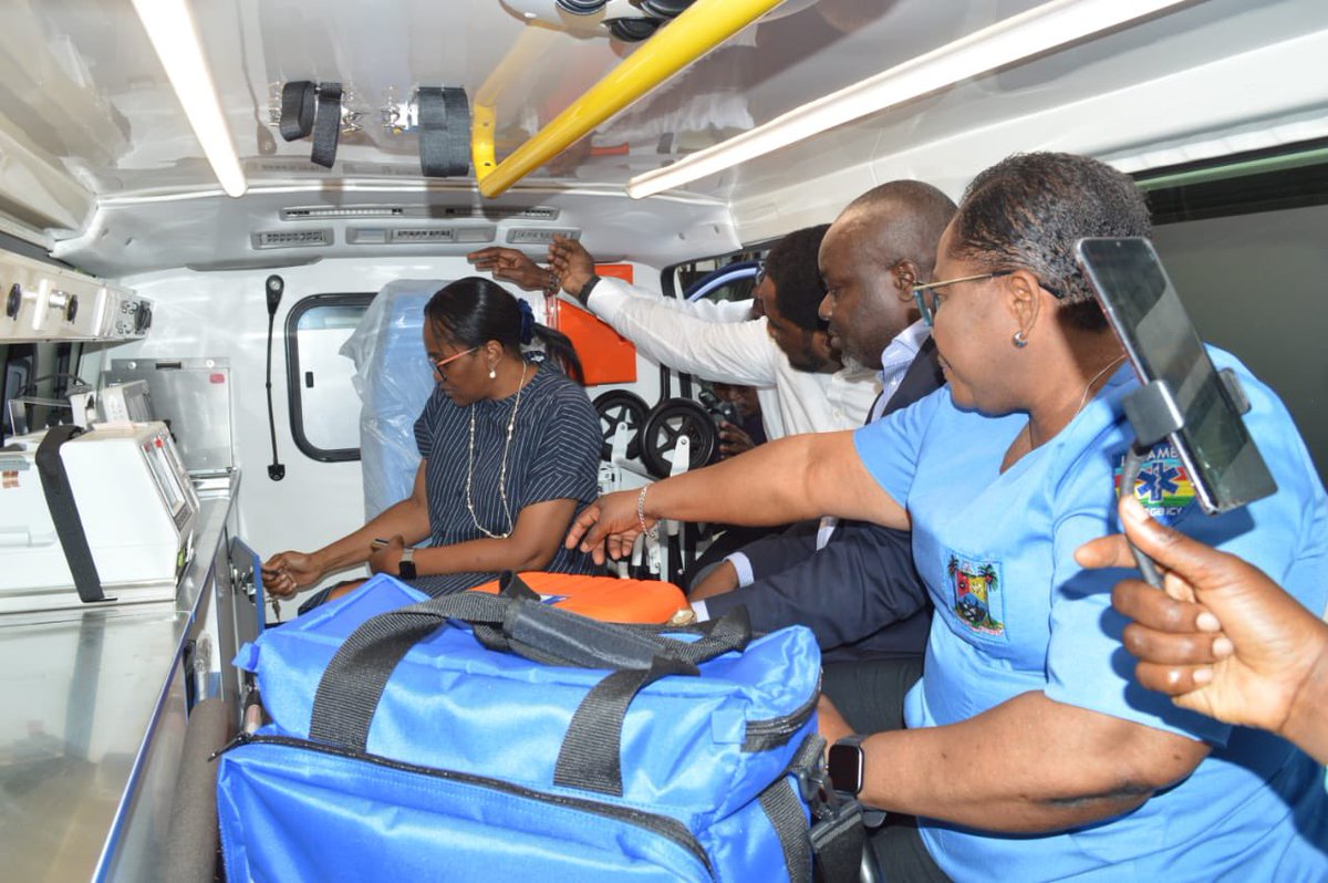 Jubril A. Gawat tweet media