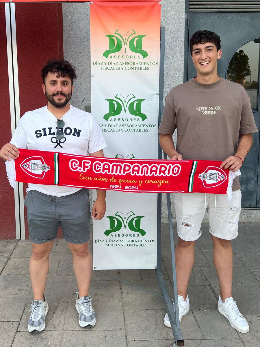 CFCAMPANARIO's tweet photo. RENOVACIÓN | PEDRO 🖋️

Pedro, jugador de la casa, seguirá demostrando su fútbol una temporada más en el Campa.
Con humildad, trabajo y talento, ha sabido ganarse su sitio sobre el césped… y en el corazón de la afición. https://t.co/1WbQTRQS7f