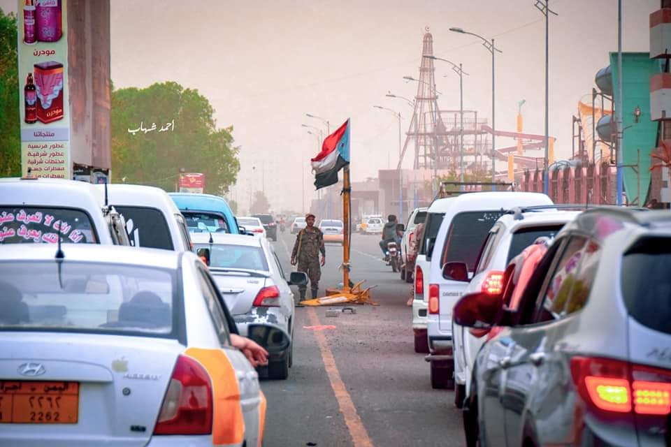 إن المؤامرات الخبيثة التي تستهدف النسيج الاجتماعي الجنوبي وتماسك جبهته الداخلية لن تجد لها موطئ قدم، بفضل اليقظة الامنية والوعي 
الشعبي في الجنوب.
#حماه_الجنوب_ضد_التضليل