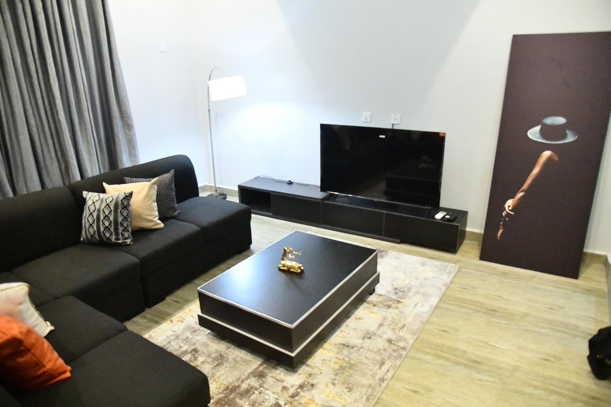 Graceloin( 2-Bedroom)

Facilities:
• 24/7 Power Supply
• Fully Air-Conditioned Rooms
• CCTV (Premises Only, Ensuring Privacy)
• Water Heater
• 24/7 Security
• Concierge Service
• Ultra-fast 5G WiFi
• Relaxing Sit-Out Areas
• Private 

therentree.com/store/2a4455e7…