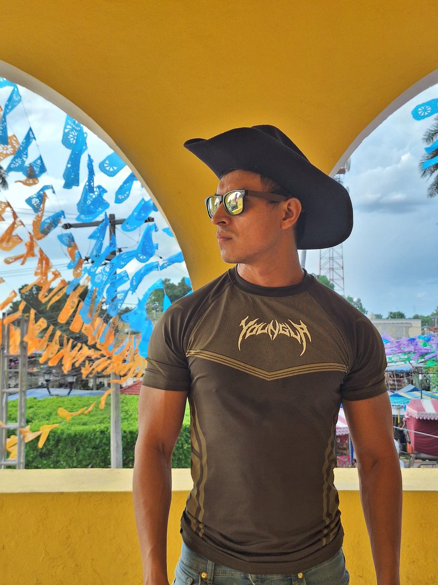jbra102's tweet photo. Come here, cowboy 🤠 https://t.co/5EpCAKaCpp