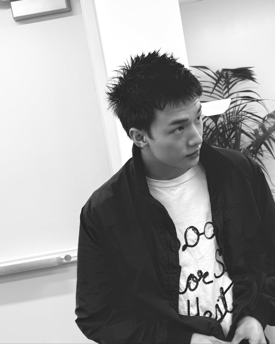 hespurpletulip's tweet photo. iwaizumi hajime https://t.co/a5uwRHXXyf