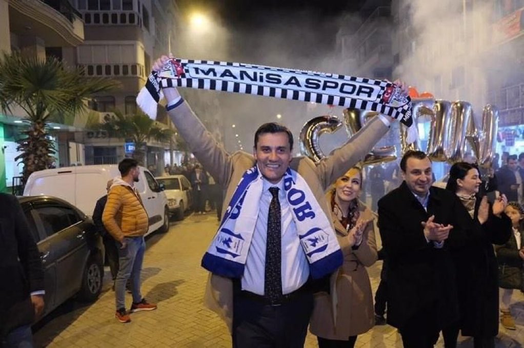 #Manisa19MayısFerdiZeyrekStadyumu