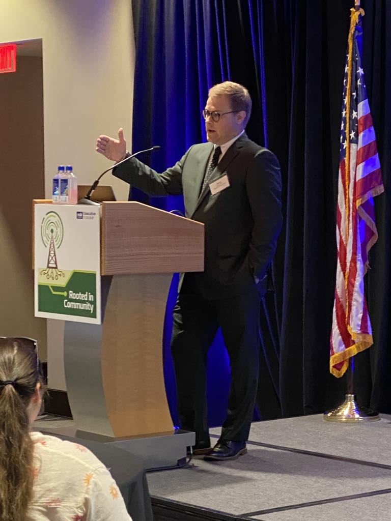 OhioBroadcaster's tweet image. Wrapping up our Executive Forum with a final set of sessions: Mike Hulvey of @your_RAB on localism, Patrick Cross of @BrooksPierceLaw & Jimmy Wolf of the Statehouse Impact Group with a regulatory update, and @nabtweets's Ray Quiñones closing the day with a Washington update!