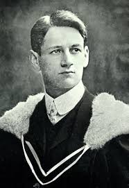 ObscureHistory5's tweet photo. @fasc1nate Terence MacSwiney (1879 – 1920) was an Irish playwright, author, politician &amp; Lord Mayor of Cork. MacSwiney died on October 1920 after 74 days of Hunger strike in Brixton Prison. 

"It is not those who can inflict the most, but those who can suffer the most who will conquer." https://t.co/wpRD8edzFz