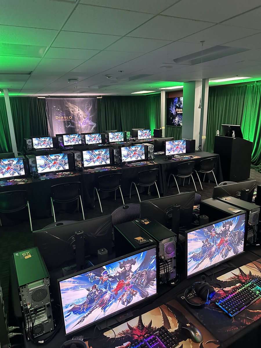 The room’s ready. A few lucky folks are getting some first looks at what to come in Diablo Immortal today, and I can’t wait.