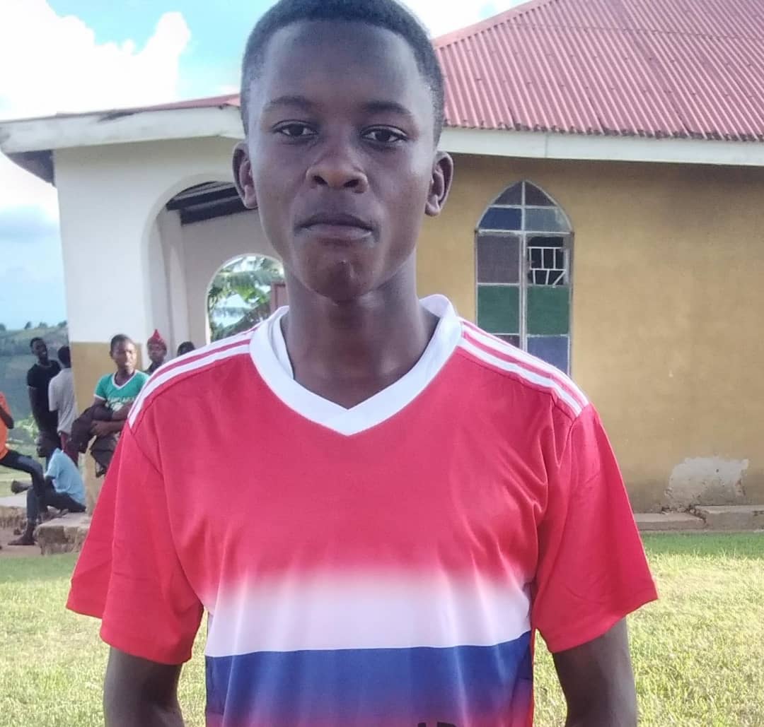 🚨🔵⚪️ Atwembembire Emmanuel has completed his medical as new Chwezi fc player with contracts being signed.
Emma am ready to help my team lift BOHOSA league season one tropy.

The Claimers return to win trophies
#BohosaLeagueSnI