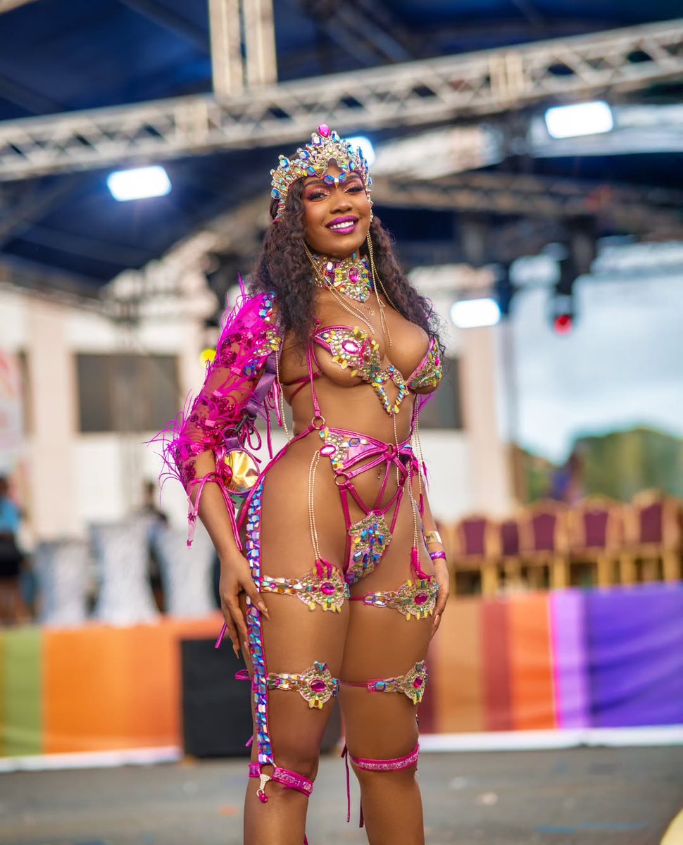 Chapmannn 🇹🇹 
Photographer nigelsocrazy_