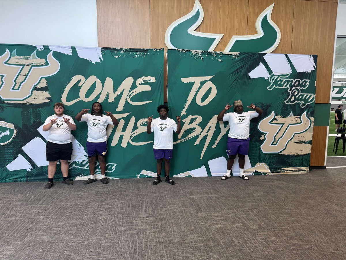 jiaunwilson45's tweet image. Had a Great day dominating and balling out at camp with my brothers!! @CHSTigerPride_ @BrianAllenCHS @C_Mart1353 @WoodleyJrJohn @Deejones52 @Jaylenu_56 @Zack_big76