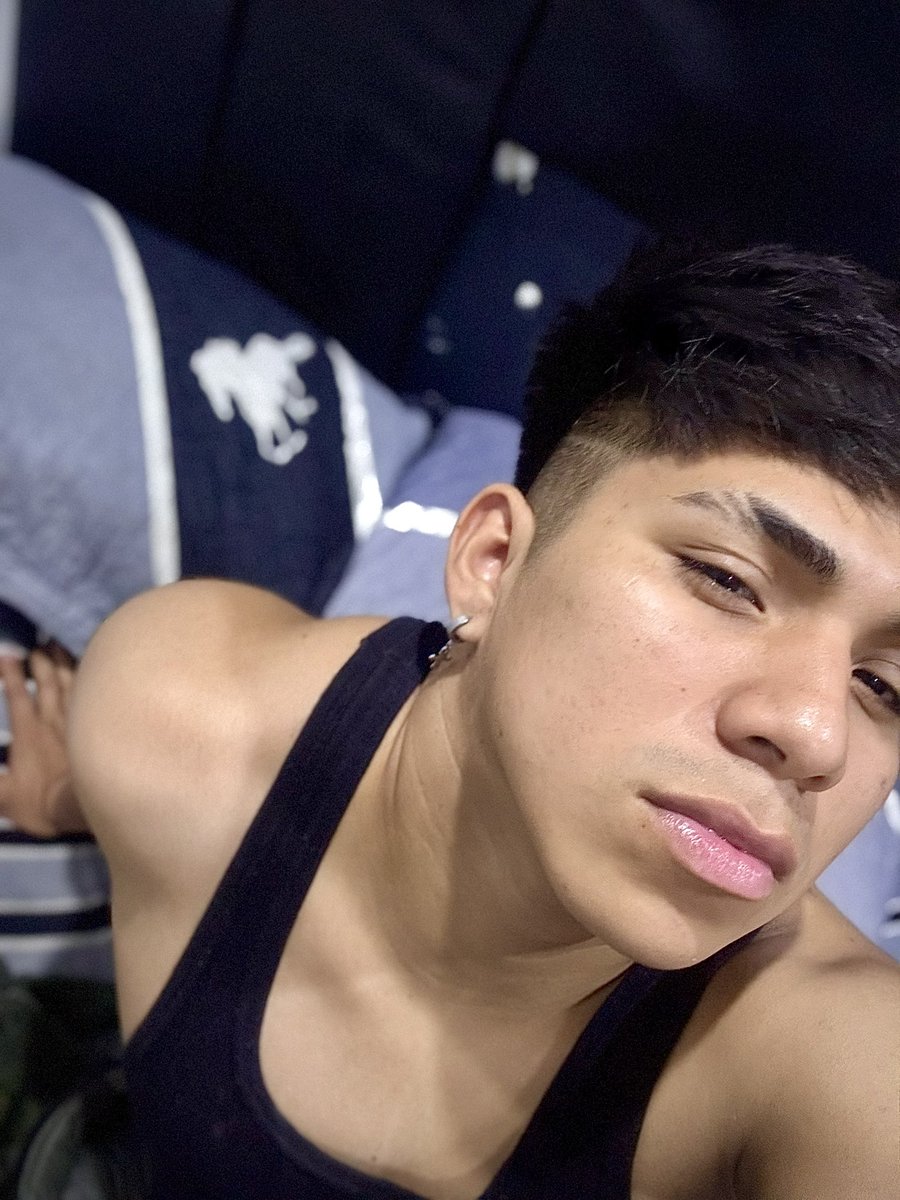 Unos son cuerpo, algunos rostro, otros Buen paquete y yo todo menos el Último 😂🍆