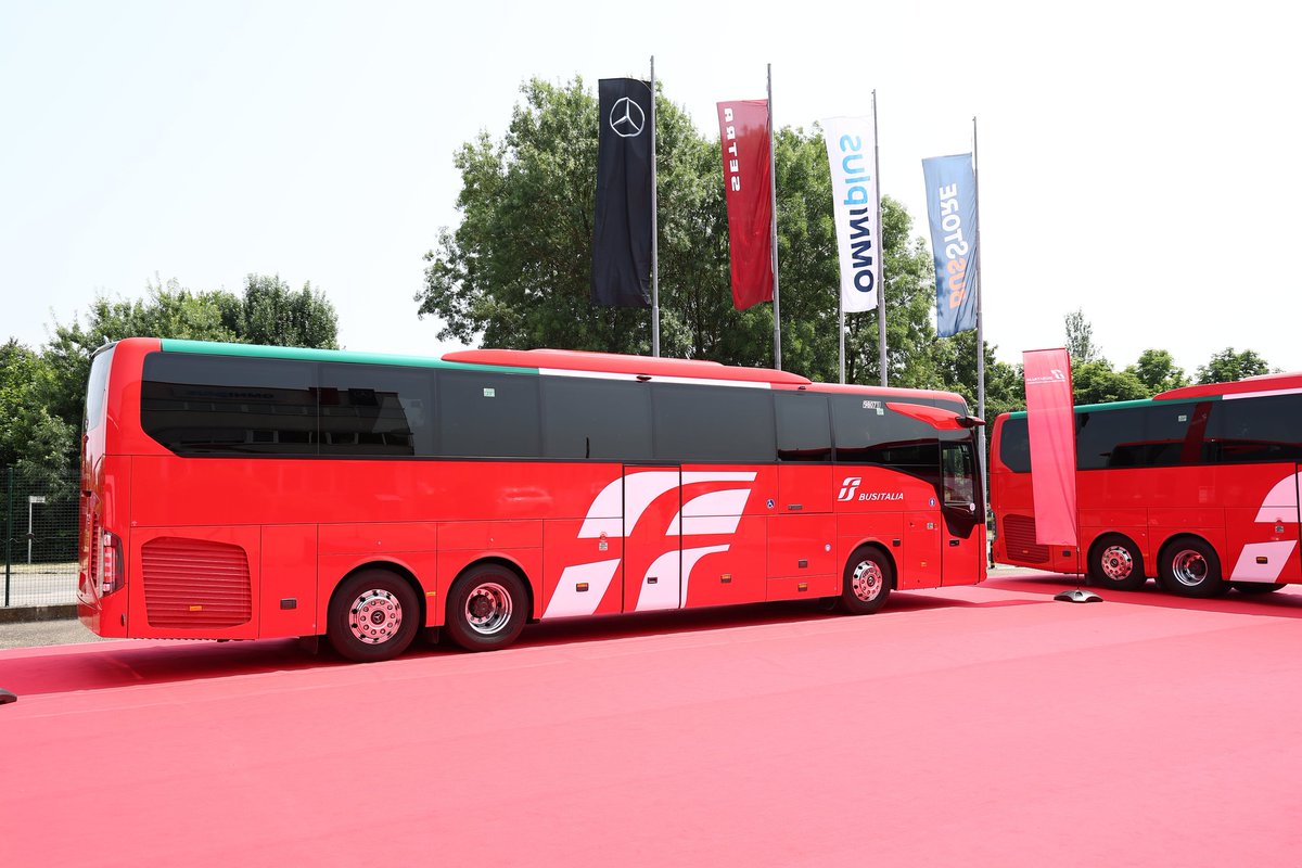 fanbus.cl/2025/06/busita…
Busitalia refuerza su flota con 111 autobuses Mercedes-Benz y Setra con tecnología de vanguardia